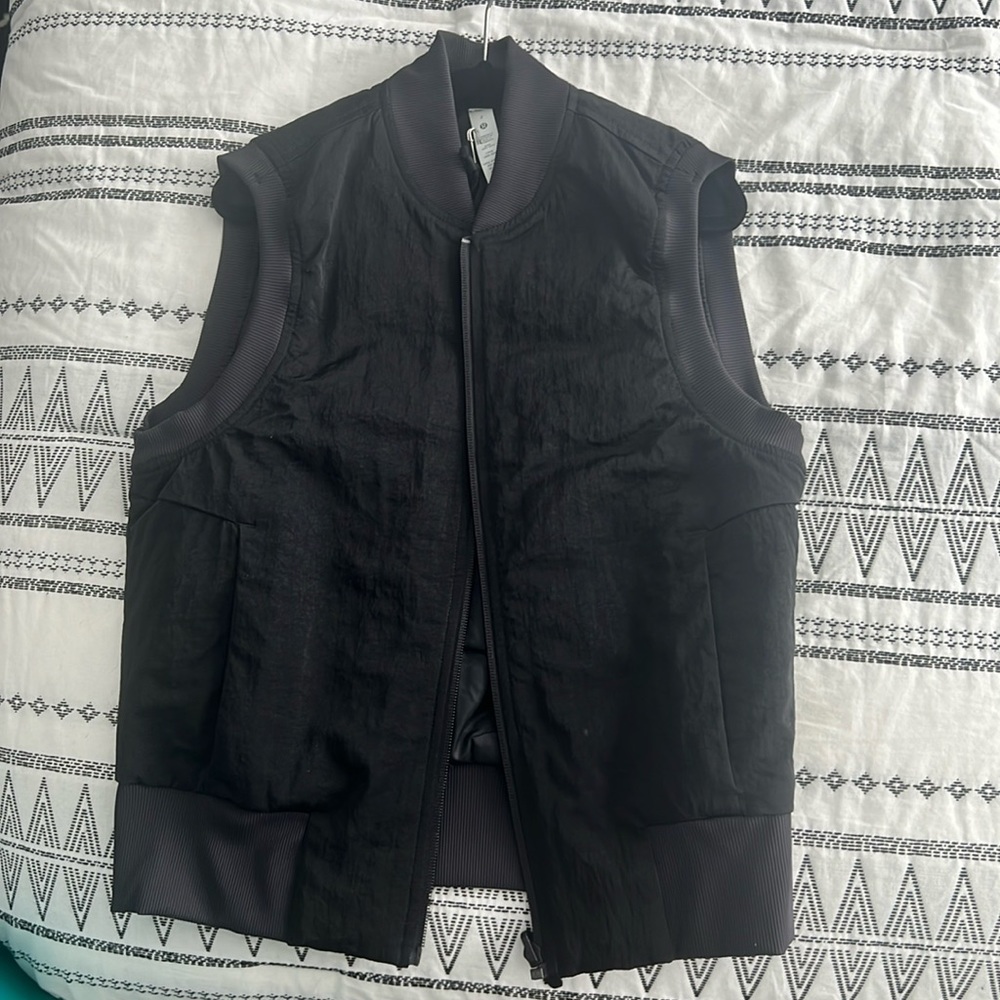 Lululemon Non Stop Bomber Vest